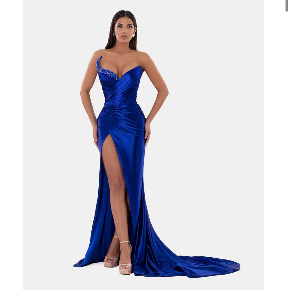 Albina Dyla- Royal Blue Dress